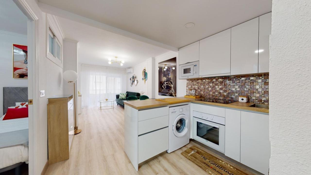 Pedro Lorca Apartment Torrevieja Bagian luar foto
